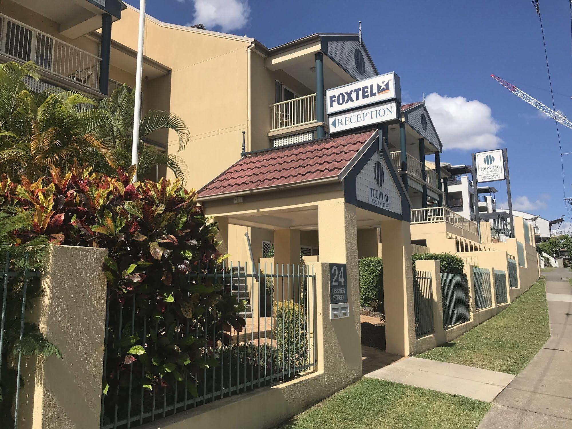 Toowong Inn & Suites Brisbane Exterior photo